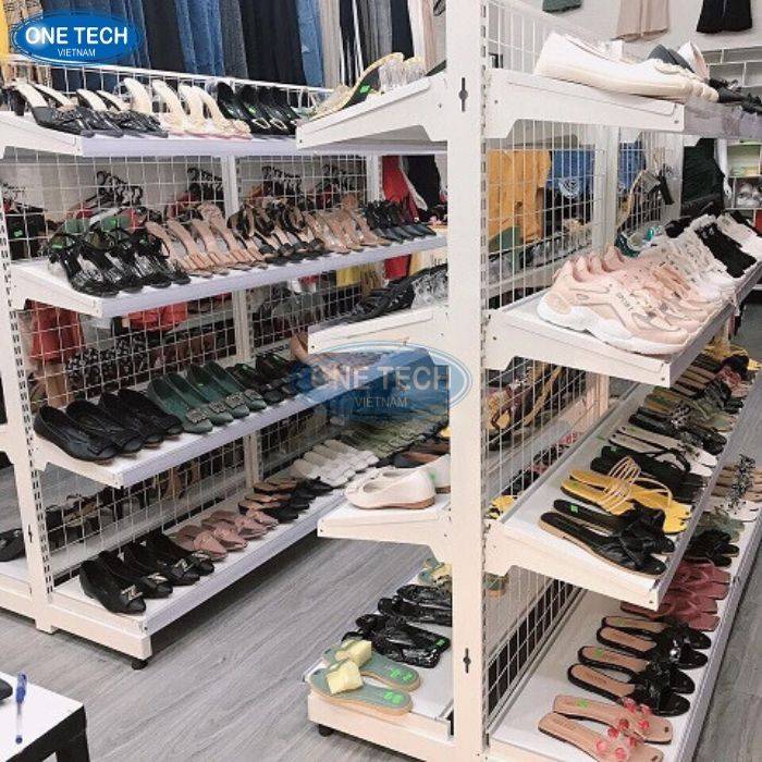 Kệ trưng bày giày dép siêu thị