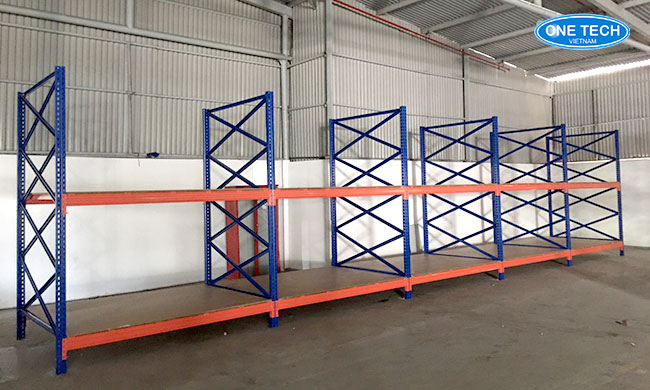 Kích thước của kho nhà kho, nhà xưởng chính là yếu tố quyết định đến loại giá kệ