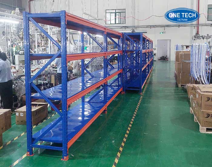 One Tech lắp đặt kệ kho hàng trung tải Quảng Ninh