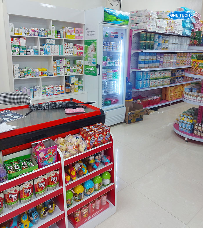 Phụ kiện kệ siêu thị tại dự án Shop Ong Baby 