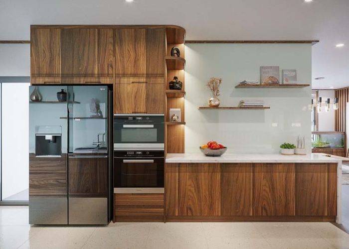Cách lựa chọn tủ bếp gỗ phù hợp với không gian