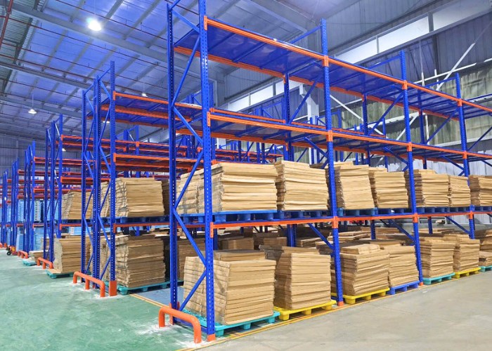 One Tech hỗ trợ cung cấp kệ để hàng chuyên nghiệp cho các kho logistics