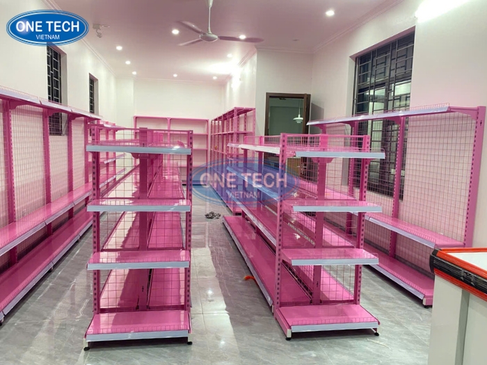 Kệ trưng bày khung hồng bắt mắt