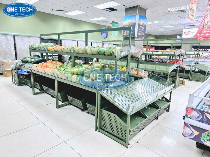Kệ bán trái cây mới màu xanh One Tech cung cấp cho Winmart