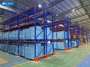 Kệ hạng nặng pallet chứa gạch
