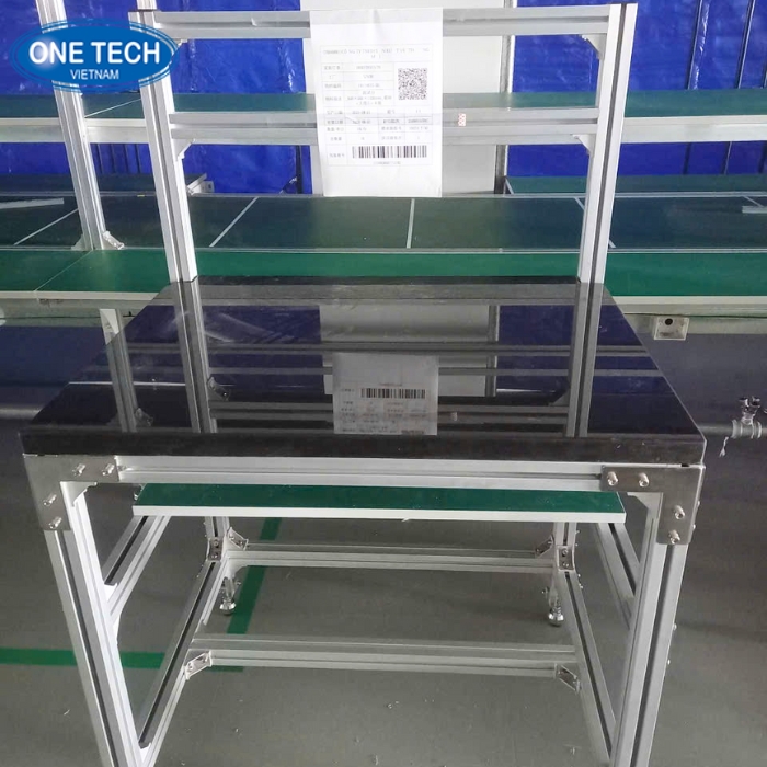 Bàn thao tác khung nhôm mặt đá