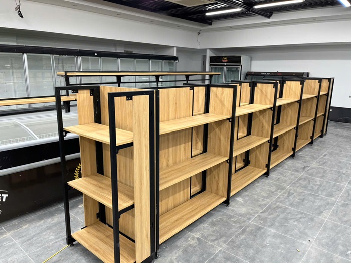 Mẫu kệ gỗ bền bỉ, tôn lên giá trị hàng hóa