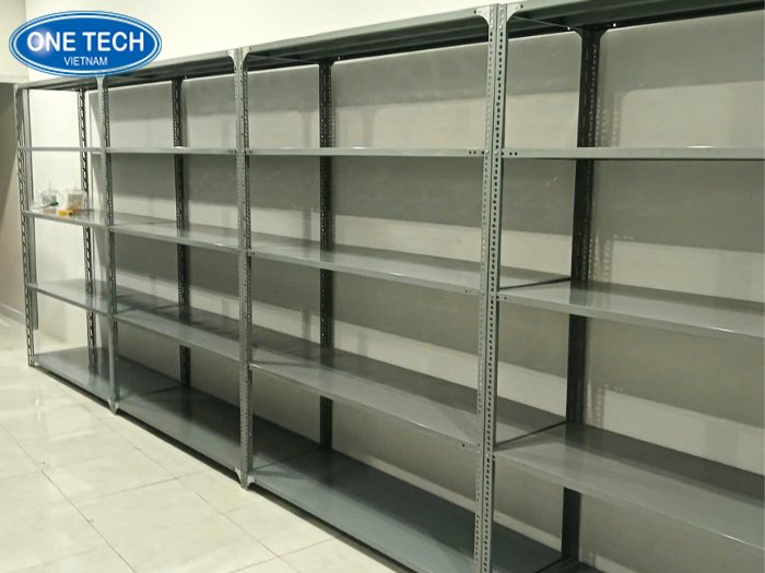 Kệ V lỗ giá rẻ tiết kiệm chi phí cho cửa hàng gạo