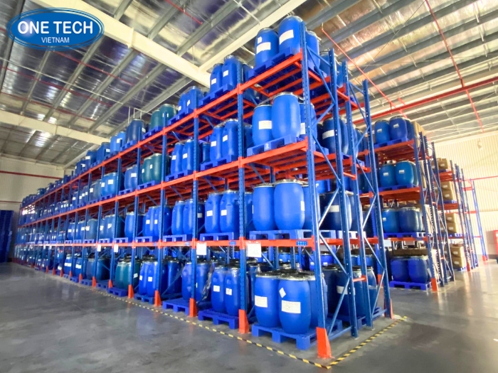 Cân nhắc các lưu ý để chọn kệ để hóa chất phù hợp