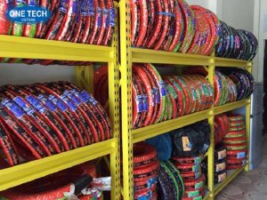 Kệ trung tải trưng bày lốp xe máy