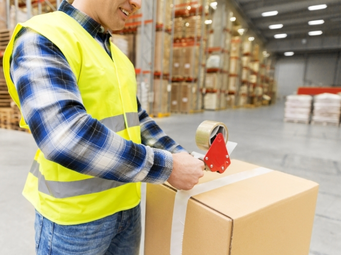 Khu vực đóng gói, kiểm kê, phân loại cũng là khu vực quan trọng