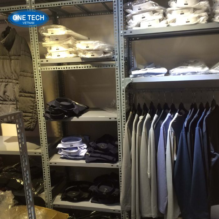 Có mặt bằng nên kinh doanh gì? - Quần áo là mặt hàng ít vốn