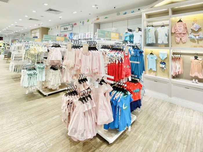 Mẫu thiết kế shop quần áo trẻ em 18