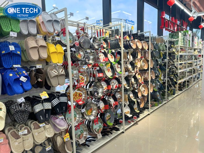 Kệ móc treo chảo thớt chắc chắn