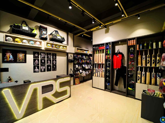 Mẫu thiết kế cửa hàng dụng cụ thể thao chuyên sâu