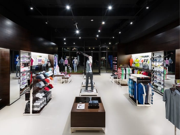 Mẫu thiết kế Showroom thể thao với bộ môn Golf sang trọng