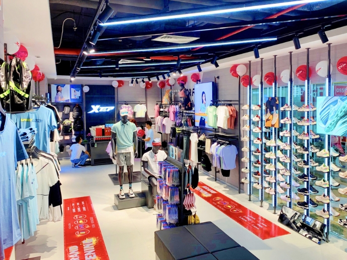 Yếu tố quan trọng khi thiết kế cửa hàng thể thao