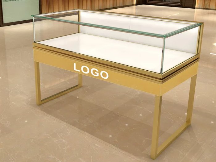 Kệ trưng bày trang sức tích hợp logo
