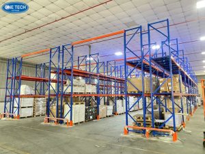 Kho hàng Viettel Post Bình Dương rộng hơn 800m2