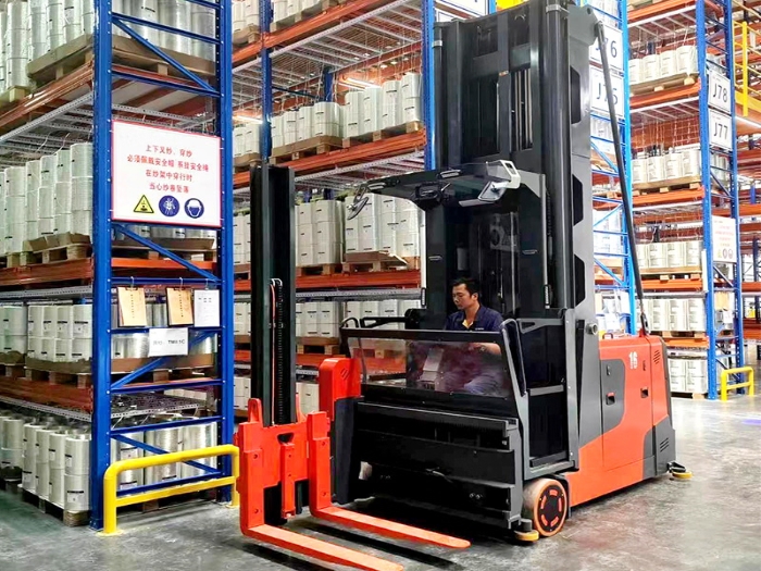 Các loại xe nâng phù hợp với kệ Selective