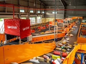 Kho trung chuyển là gì?