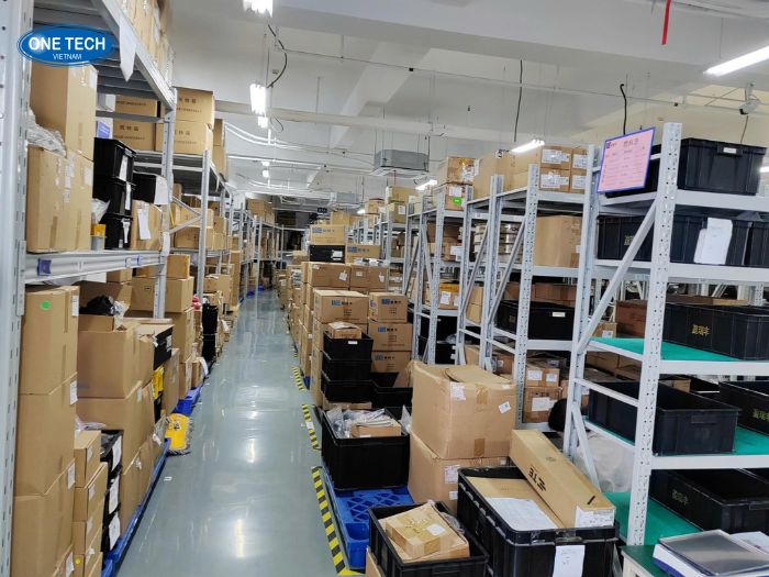 Kệ trung tải 300kg theo tiêu chuẩn chất lượng cao